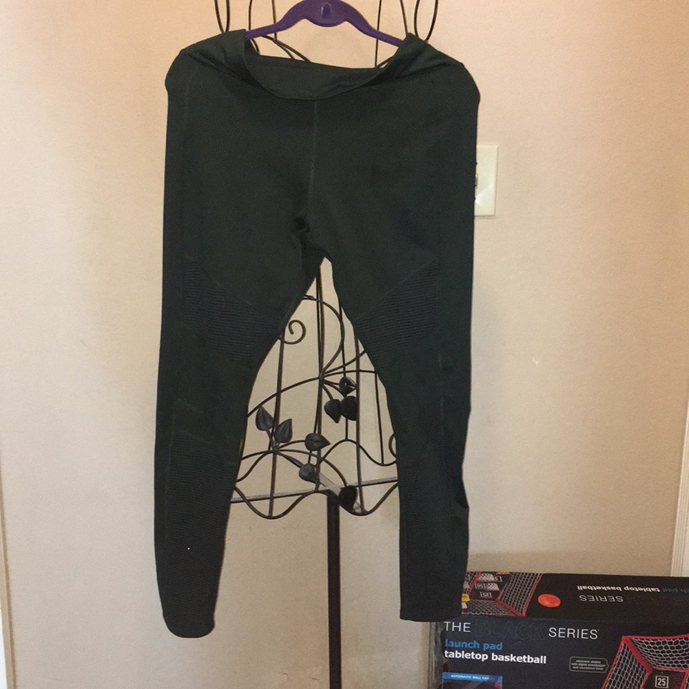 Activ8 green leggings